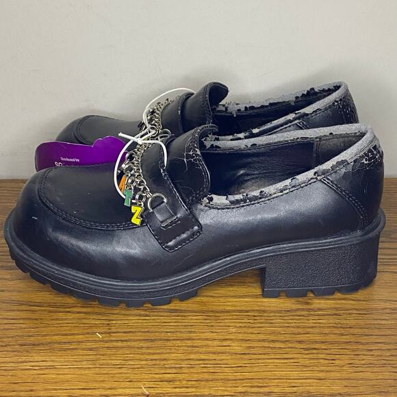 NWT Vintage Y2K Bratz Chunky Platform Square Toe Charm Chain Loafers Girls Sz 2 - Picture 3 of 7